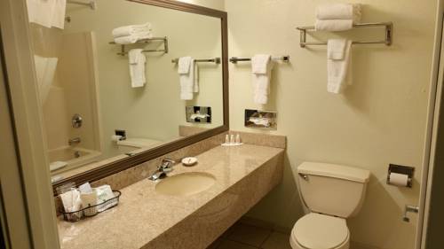 Imagen de la habitación del Hotel Baymont By Wyndham Helen. Foto 3