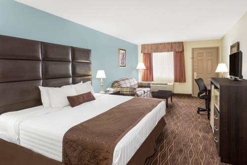 Imagen de la habitación del Hotel Baymont By Wyndham Helen. Foto 7