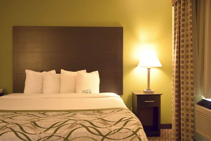 Imagen de la habitación del Hotel Baymont By Wyndham Holland. Foto 4
