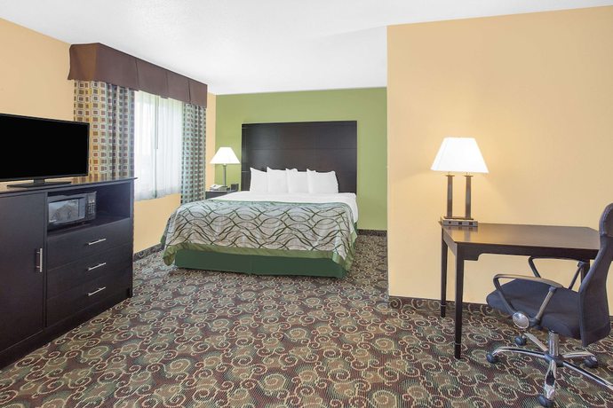 Imagen de la habitación del Hotel Baymont By Wyndham Holland. Foto 7