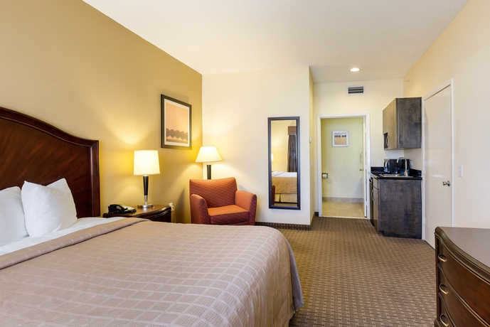 Imagen de la habitación del Hotel Baymont By Wyndham Houston North. Foto 5