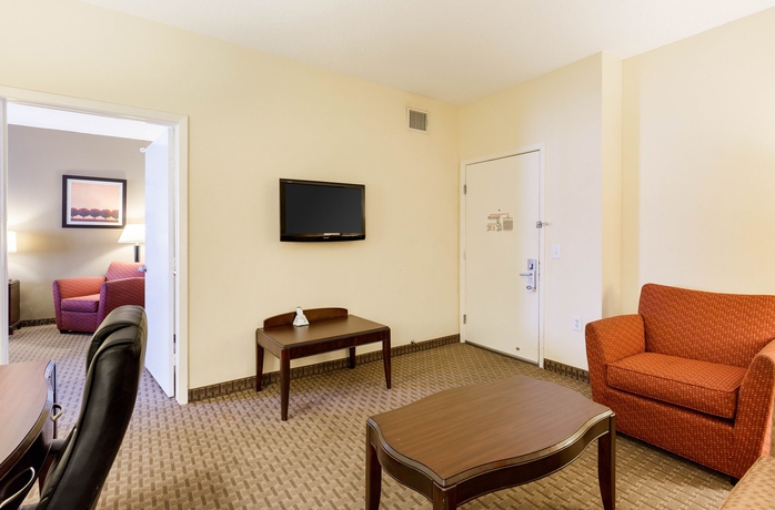 Imagen de la habitación del Hotel Baymont By Wyndham Houston North. Foto 7