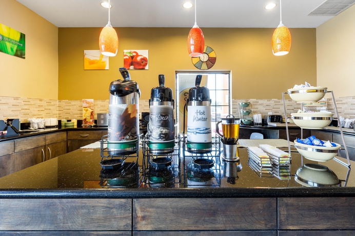 Imagen del bar/restaurante del Hotel Baymont By Wyndham Houston North. Foto 4