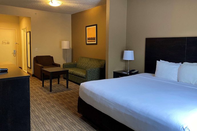 Imagen de la habitación del Hotel Baymont By Wyndham Houston North. Foto 9