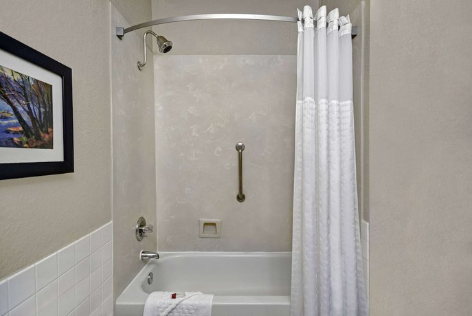 Imagen de la habitación del Hotel Baymont By Wyndham Houston/westchase. Foto 12