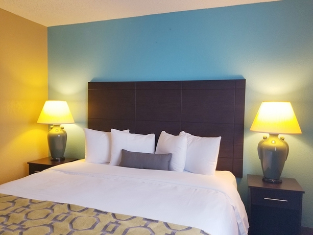 Imagen de la habitación del Hotel Baymont By Wyndham Huber Heights Dayton. Foto 5