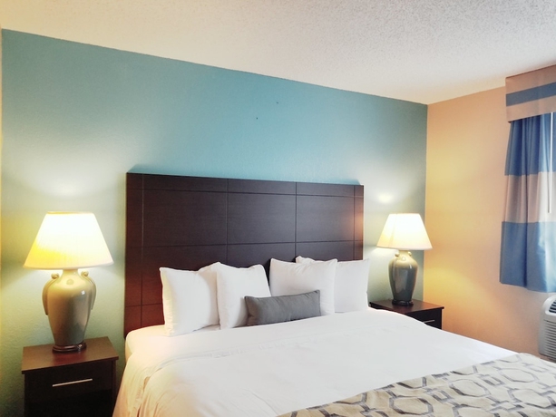 Imagen de la habitación del Hotel Baymont By Wyndham Huber Heights Dayton. Foto 7