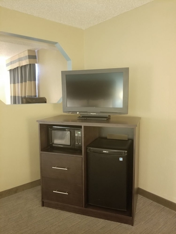 Imagen de la habitación del Hotel Baymont By Wyndham Huber Heights Dayton. Foto 13