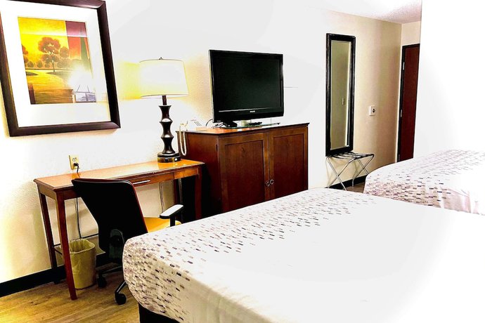 Imagen de la habitación del Hotel Baymont By Wyndham Hutchinson. Foto 7