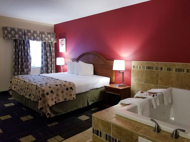 Imagen de la habitación del Hotel Baymont By Wyndham Indianapolis West. Foto 12