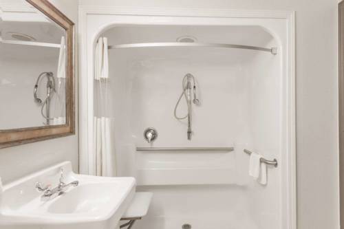 Imagen de la habitación del Hotel Baymont By Wyndham Jackson, Jackson. Foto 2