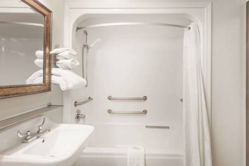 Imagen de la habitación del Hotel Baymont By Wyndham Jackson, Jackson. Foto 3