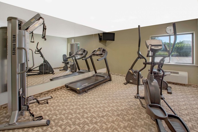 Imagen de los interiores del Hotel Baymont By Wyndham Jackson, Jackson. Foto 18