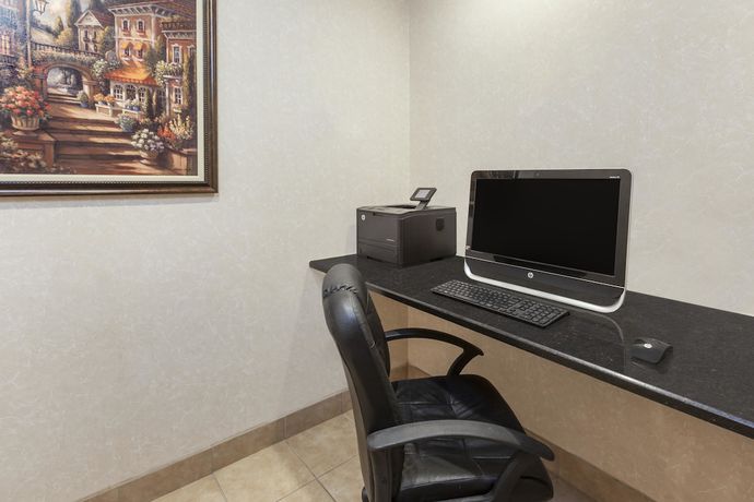 Imagen de los interiores del Hotel Baymont By Wyndham Jackson, Jackson. Foto 20