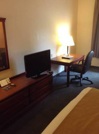 Imagen de la habitación del Hotel Baymont By Wyndham Jackson/ridgeland. Foto 12