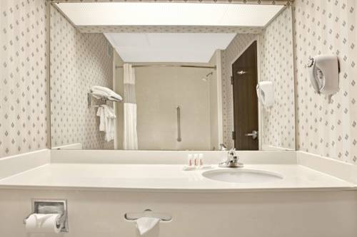 Imagen de la habitación del Hotel Baymont By Wyndham Jackson/ridgeland. Foto 16