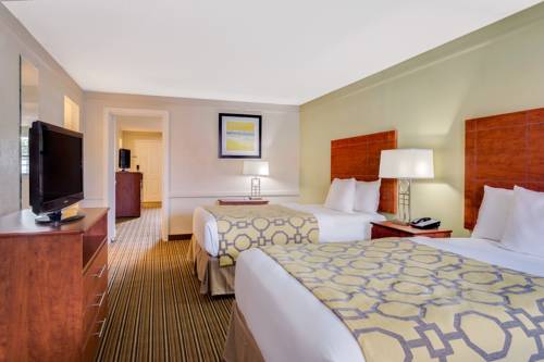 Imagen de la habitación del Hotel Baymont By Wyndham Jacksonville Orange Park. Foto 4