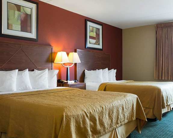 Imagen de la habitación del Hotel Baymont By Wyndham Jamestown Conference Center and Water Park. Foto 6