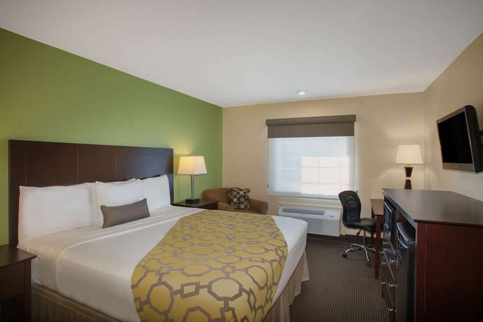 Imagen de la habitación del Hotel Baymont By Wyndham Jefferson City. Foto 5