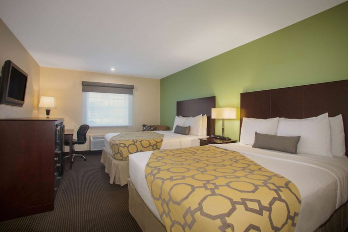 Imagen de la habitación del Hotel Baymont By Wyndham Jefferson City. Foto 7