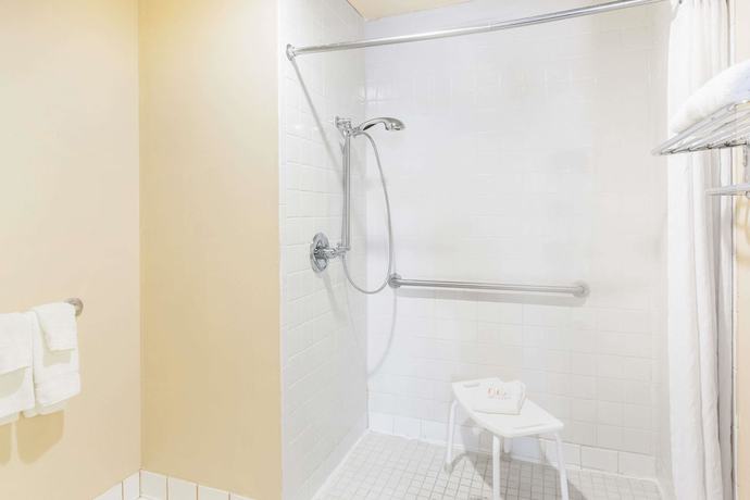 Imagen de la habitación del Hotel Baymont By Wyndham Jonesboro. Foto 13