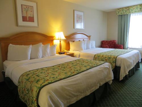 Imagen de la habitación del Hotel Baymont By Wyndham Kalamazoo East. Foto 9