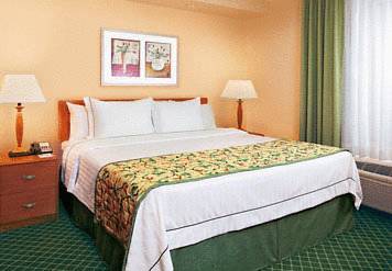 Imagen de la habitación del Hotel Baymont By Wyndham Kalamazoo East. Foto 10