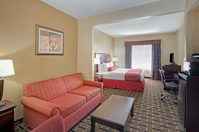 Imagen de la habitación del Hotel Baymont By Wyndham Kennesaw. Foto 10