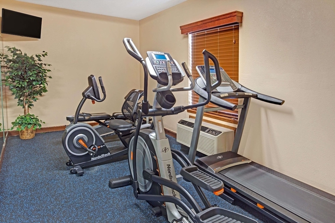 Imagen de los interiores del Hotel Baymont By Wyndham Kennesaw. Foto 15
