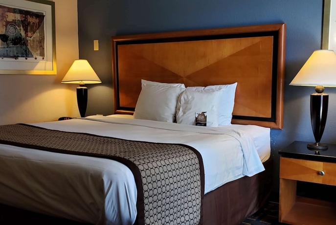 Imagen de la habitación del Hotel Baymont By Wyndham Knoxville I-75. Foto 9