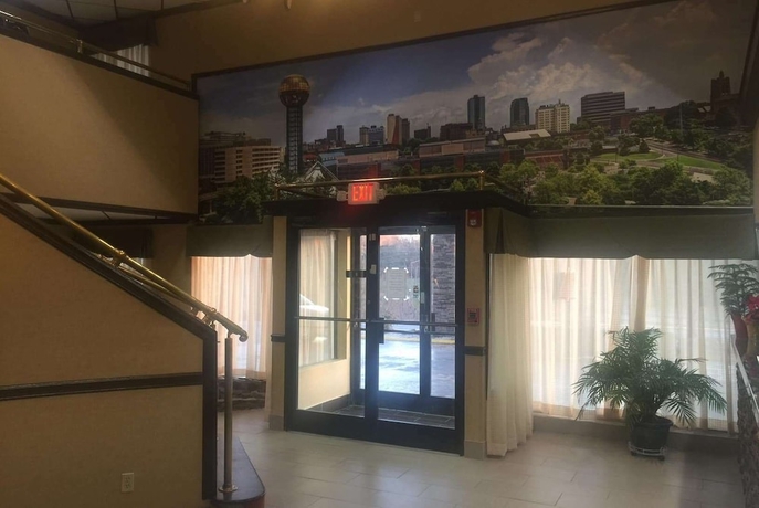 Imagen de los interiores del Hotel Baymont By Wyndham Knoxville I-75. Foto 14