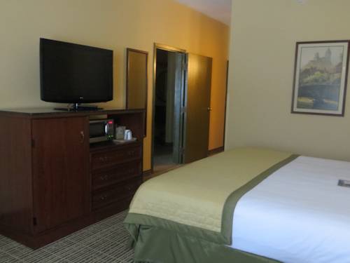 Imagen de la habitación del Hotel Baymont By Wyndham Knoxville/cedar Bluff. Foto 6