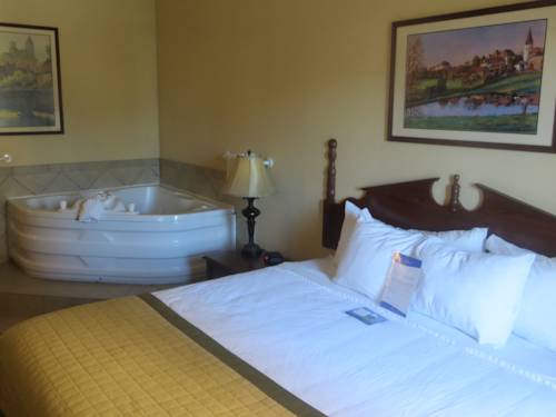 Imagen de la habitación del Hotel Baymont By Wyndham Knoxville/cedar Bluff. Foto 13