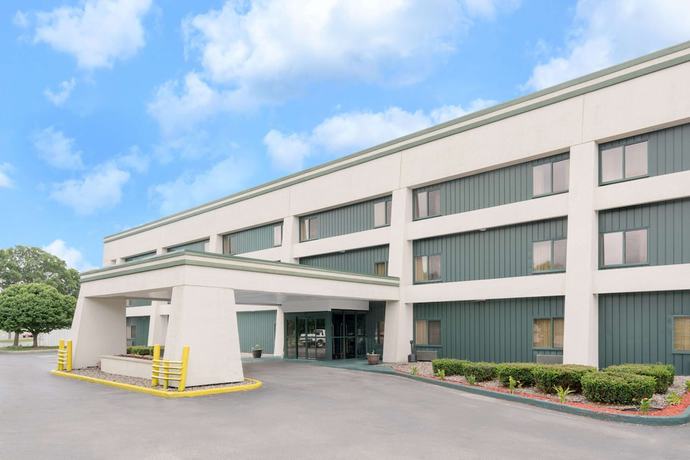 Imagen general del Hotel Baymont By Wyndham La Crosse/onalaska. Foto 1