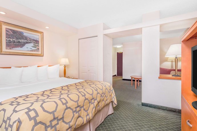 Imagen de la habitación del Hotel Baymont By Wyndham Lithia Springs Atlanta. Foto 12