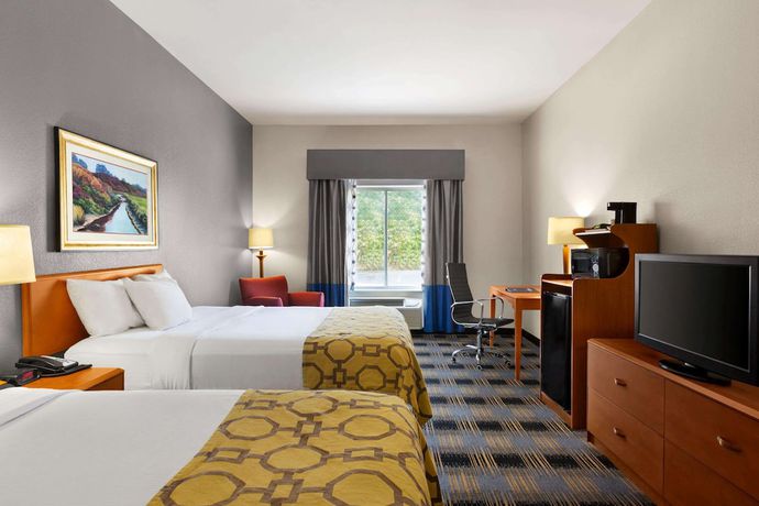 Imagen de la habitación del Hotel Baymont By Wyndham Lithia Springs Atlanta. Foto 14