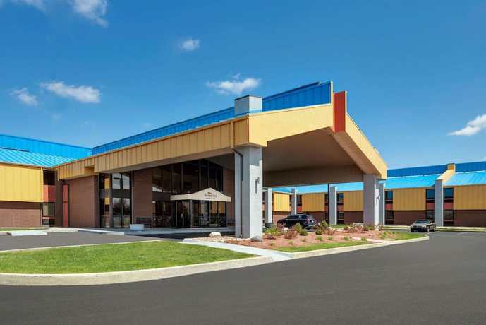 Imagen general del Hotel Baymont By Wyndham Louisville Airport South. Foto 1