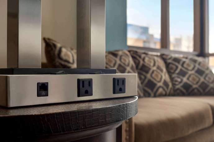 Imagen de los interiores del Hotel Baymont By Wyndham Louisville Airport South. Foto 17