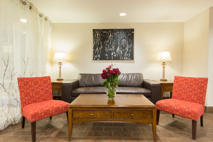 Imagen de los interiores del Hotel Baymont By Wyndham Louisville East. Foto 12