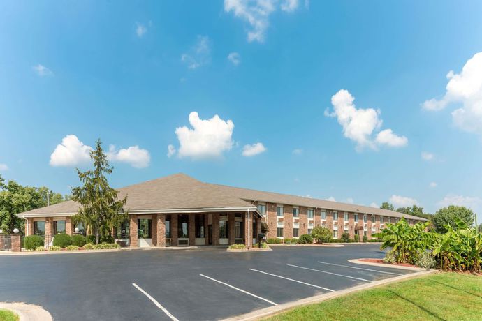 Imagen general del Hotel Baymont By Wyndham Louisville South I 65. Foto 2