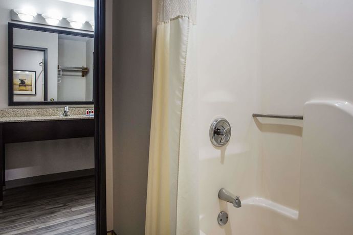 Imagen de la habitación del Hotel Baymont By Wyndham Madison West/middleton Wi West. Foto 8