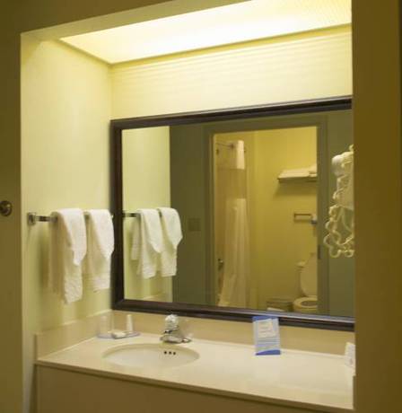 Imagen de la habitación del Hotel Baymont By Wyndham Mason. Foto 4