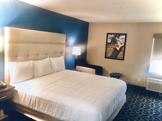 Imagen de la habitación del Hotel Baymont By Wyndham Mcallen/pharr. Foto 3