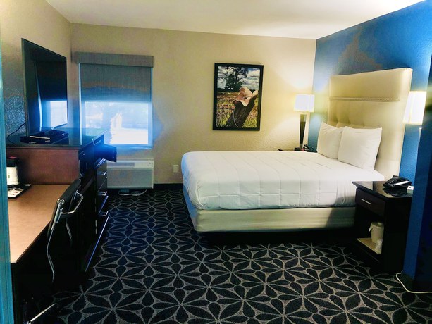 Imagen de la habitación del Hotel Baymont By Wyndham Mcallen/pharr. Foto 7