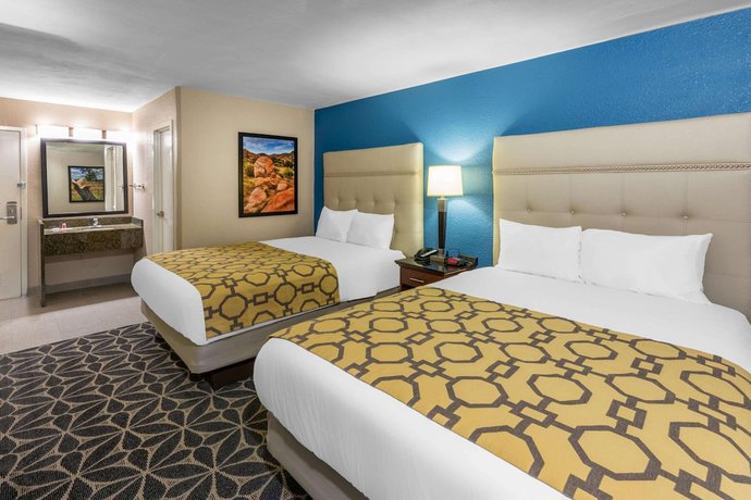 Imagen de la habitación del Hotel Baymont By Wyndham Mcallen/pharr. Foto 15