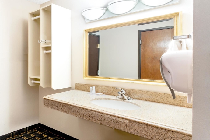 Imagen de la habitación del Hotel Baymont By Wyndham Memphis East. Foto 10
