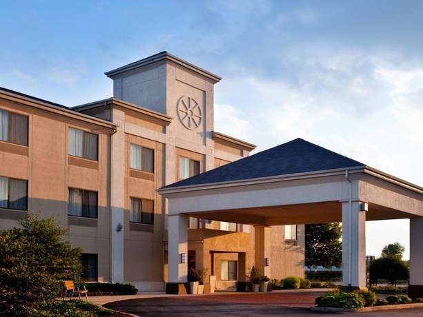 Imagen general del Hotel Baymont By Wyndham Merrillville. Foto 2