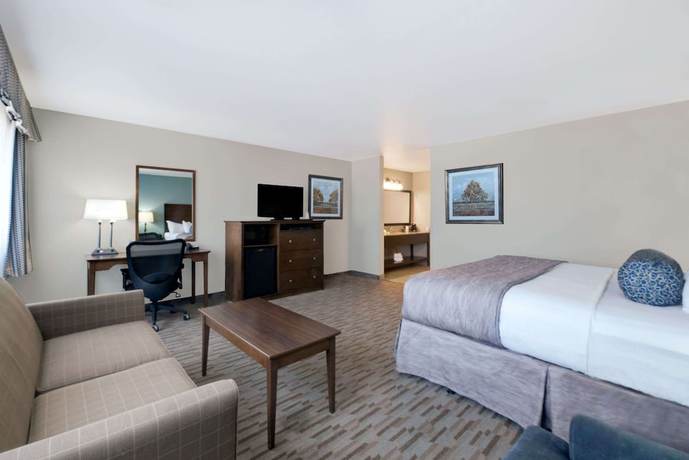 Imagen de la habitación del Hotel Baymont By Wyndham Minot. Foto 8