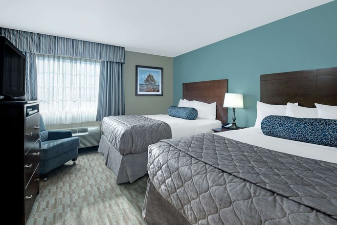 Imagen de la habitación del Hotel Baymont By Wyndham Minot. Foto 10