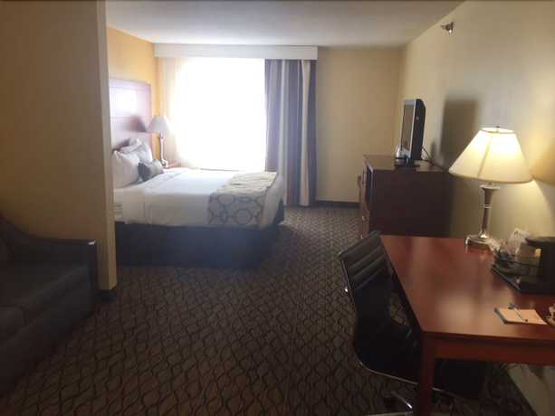 Imagen de la habitación del Hotel Baymont By Wyndham Mishawaka South Bend Area. Foto 7